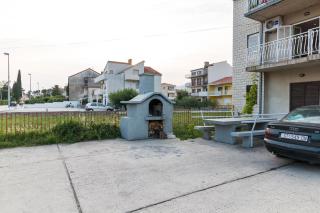 Apartments with a parking space Kastel Kambelovac, Kastela - 12369 - 5