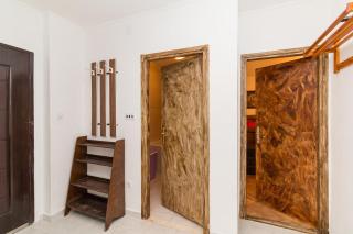 Apartments with a parking space Kastel Kambelovac, Kastela - 12369 - 4