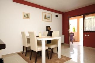 Apartments with a parking space Valbandon, Fazana - 2214 - 1