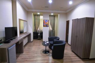 Yerevan Deluxe Hotel - 2
