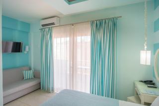 WhiteSands Beach Resort - 1