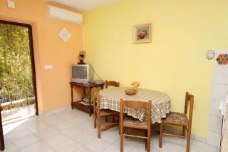 Apartments with a parking space Postira, Brac - 5659 - 7