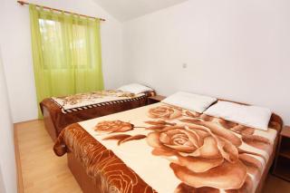 Seaside apartments with a swimming pool Nin, Zadar - 5930 - Nin - 3