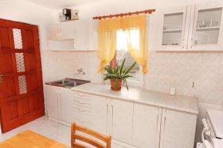 Apartments by the sea Nin, Zadar - 5937 - 2