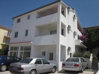 Apartments with a parking space Seget Vranjica, Trogir - 12145 - 1
