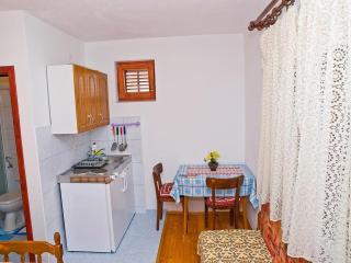 Apartments by the sea Brist, Makarska - 12991 - 9
