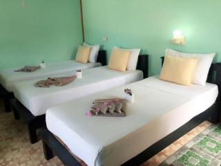 Golden Hill Guesthouse - Ko Phi Phi - 0