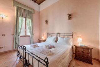 Central Strozzi by Mmega - Firenze - 6