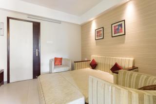 D Homz Suites - 6
