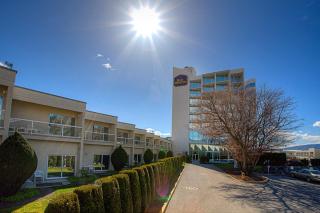 Best Western Plus Kelowna Hotel & Suites - Kelowna - 7