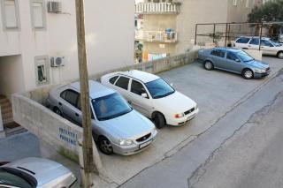 Apartments with parking space Omis - 5988 - 3