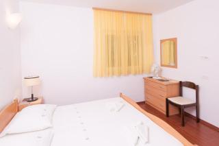 Apartments by the sea Pisak, Omis - 1010 - Mimice - 9
