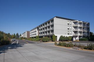Best Western Plus Rivershore Hotel - Oregon City - 4