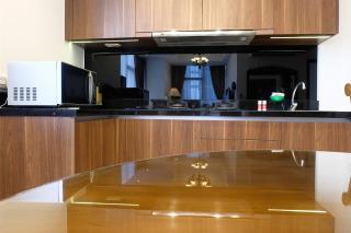 Comfy 2BR L'Avenue Apartment By Travelio - Jakarta - 2