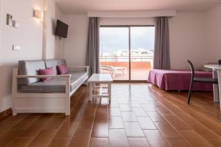 Apartamentos Orosol 2 by Typic Hotels - San Antonio - 9