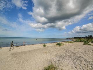Nice Home In Glesborg With Sauna - Glesborg - 1