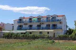 Apartments by the sea Sucuraj, Hvar - 3589 - 6