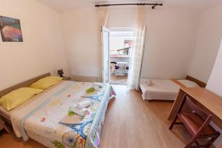Apartments and rooms with parking space Pag - 13355 - 5