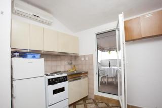 Apartments by the sea Promajna, Makarska - 2588 - 5