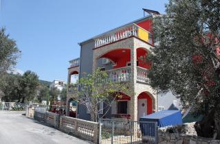 Apartments with a parking space Vinisce, Trogir - 4886 - Vinišće - 3