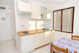 Apartments by the sea Vinisce, Trogir - 5982 - 3