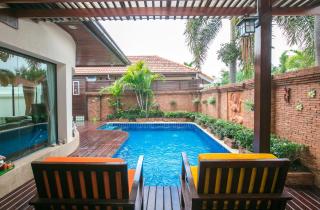 Royal Pool Villa Pattaya - Nong Prue - 8