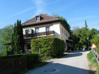 Malerhaus Ferienwohnungen - 9