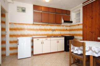Apartments with parking space Pula - 7647 - 8