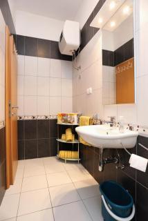 Apartments by the sea Seget Vranjica, Trogir - 10328 - Seget Vranjica - 9