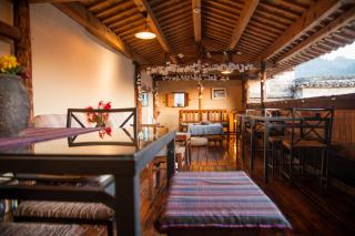 Pig's Boutique Hotel Xidi - Yi - 1