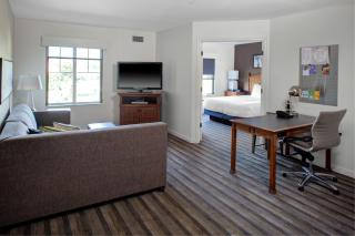 Hyatt House Fishkill-Poughkeepsie - Fishkill - 9