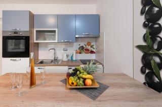 Apartments by the sea Cove Vela Stiniva, Hvar - 6864 - 2