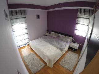 Apartments with WiFi Omis - 12525 - 8