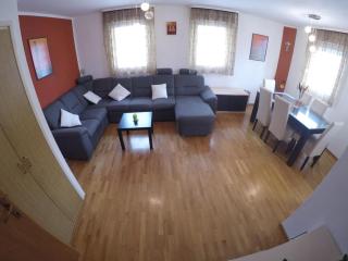 Apartments with WiFi Omis - 12525 - 5
