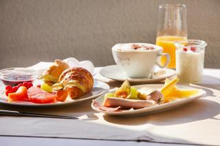 Hotel Gasthof zum Ochsen - Arlesheim - 4
