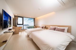 Pino Hotel - Seogwipo - 0