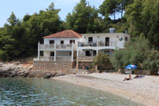 Robinson Anastazia - 5