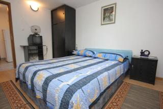 Apartment Vis 8448c - Vis (Lissa) - 1
