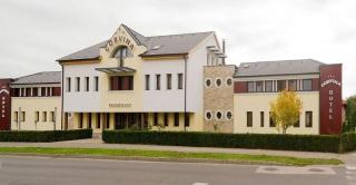 Corvina Hotel-Restaurant - Mosonmagyaróvár - 0
