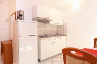 Apartments by the sea Pisak, Omis - 10323 - Pisak - 4
