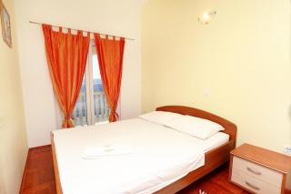 Apartments by the sea Pisak, Omis - 10323 - Pisak - 2