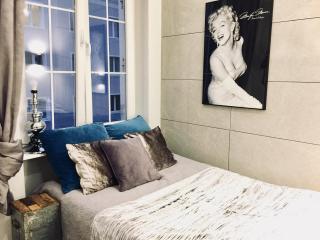 Old Town Apartment / Igielnicka - Danzig - 3