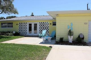 Ormond Beach House, Heated Pool and Hot tub, 2 Min Walk to Natural Beach - Ormond Beach - 9