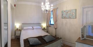 The Lodge at Heathfield - 3