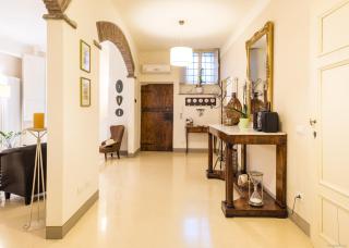 La Delizia Central Apartment - 4