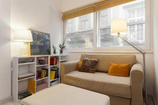 white fabrica house - Porto - 0