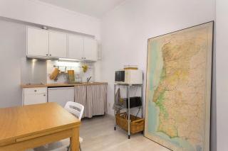 white fabrica house - Porto - 3