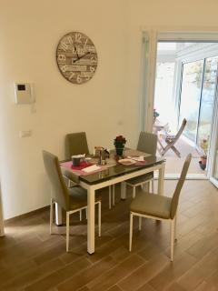 THE SHABBY HOUSE - Charming Seaside Retreat in Central Anzio, Steps from Beach and Train Station - Anzio - 8