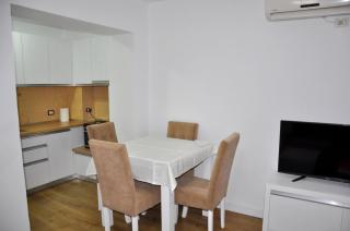Natea Apartments - Tirana - 1