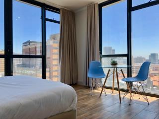 Urban Oasis At The Four Seasons - Cape Town - 9